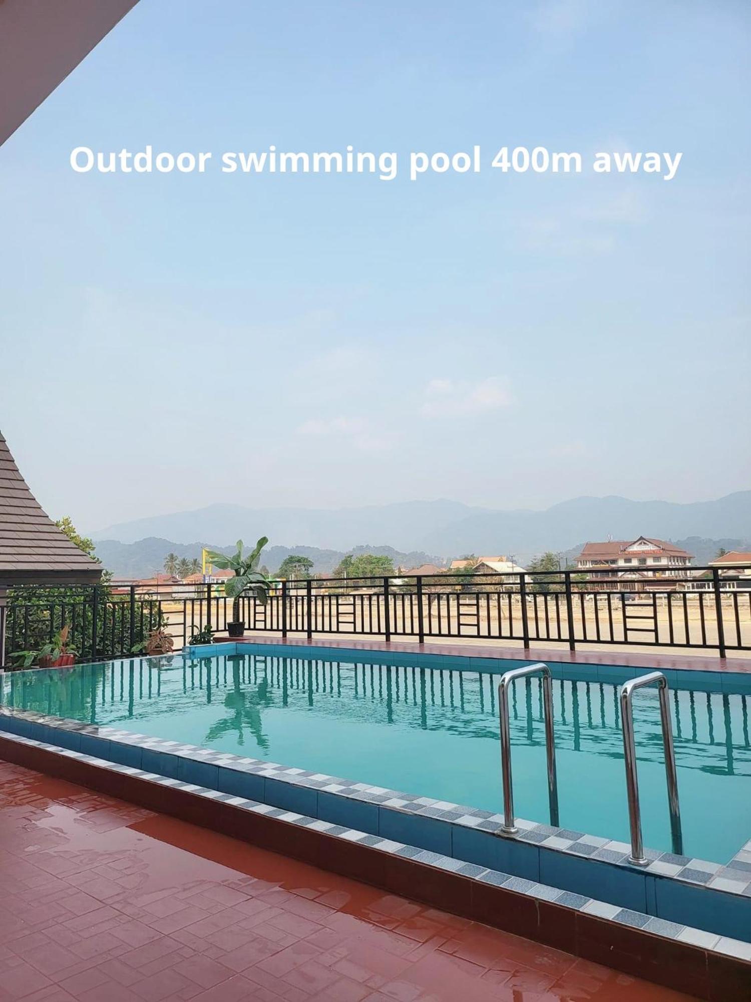 Downtown Vang Vieng Hotel Exterior photo
